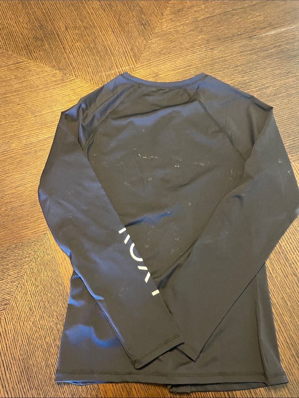 Girls Roxy Long sleeve Rashguard - Picture 3 of 4